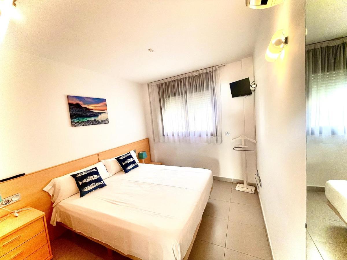 Apartaments Voramar 2 Cambrils Exteriör bild